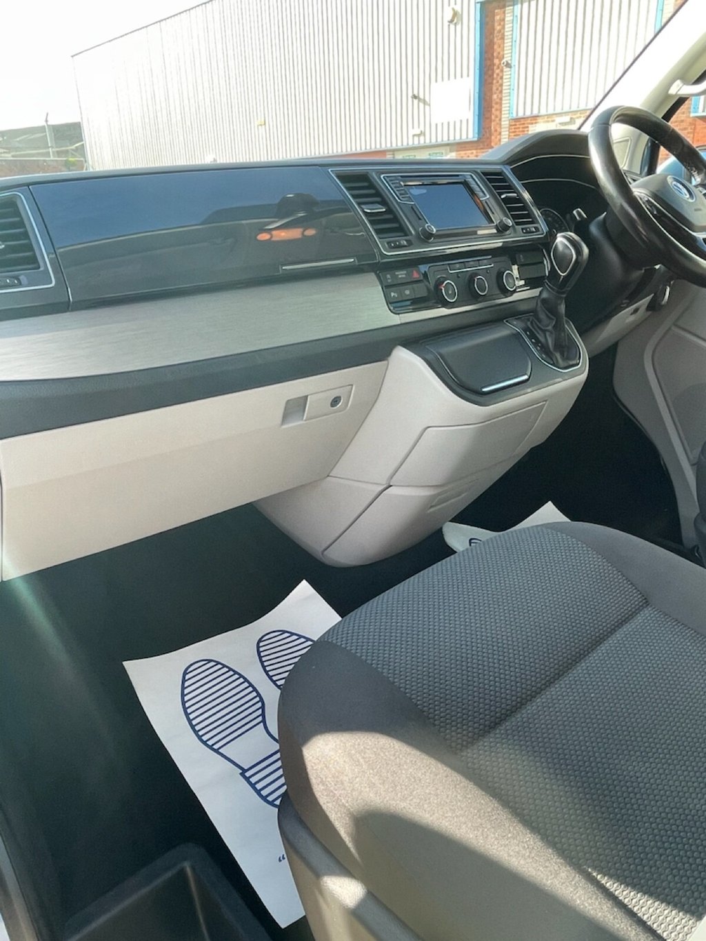 Used Volkswagen Transporter 2019 for sale - 77739539: Photo 9