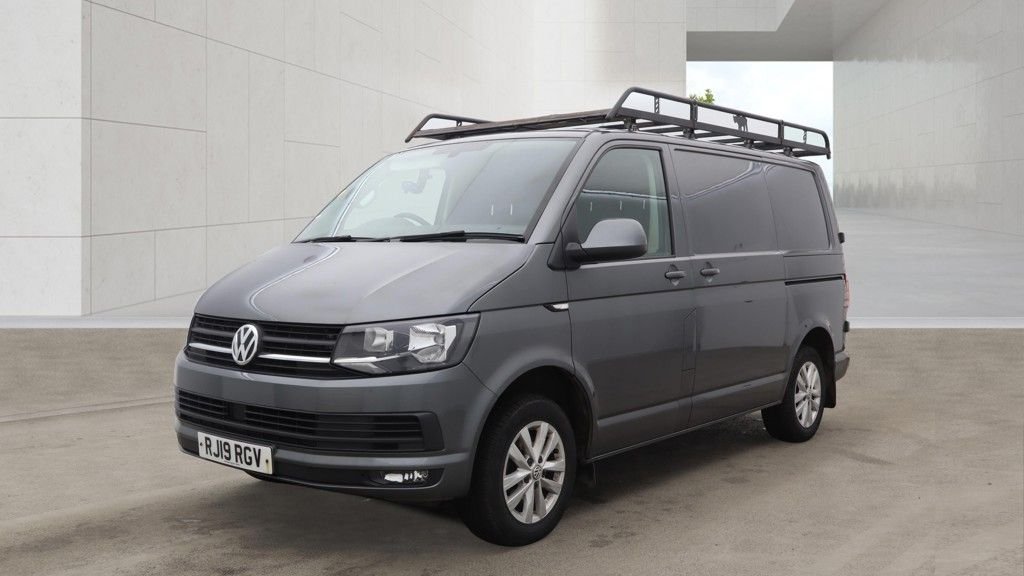 Used Volkswagen Transporter 2019 for sale - 78200985: Photo 2