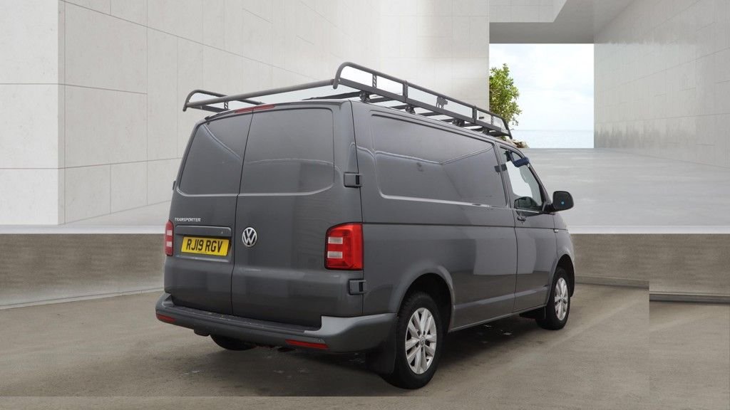 Used Volkswagen Transporter 2019 for sale - 78200985: Photo 4