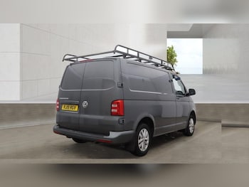 Used Volkswagen Transporter 2019 for sale - 78200985: Photo
