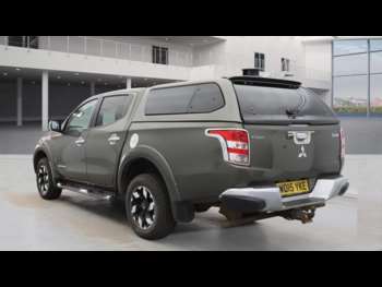 Used Mitsubishi L200 2015 for sale - 74796055: Photo