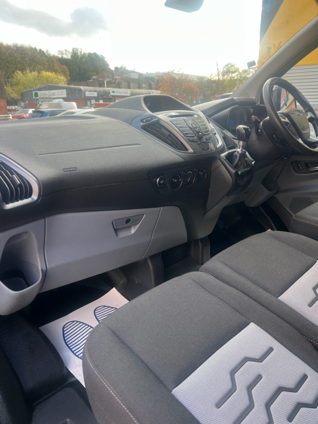 Used Ford Transit Custom 2015 for sale - 76256660: Photo 9