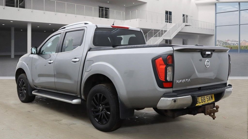 Used Nissan Navara 2018 for sale - 77780657: Photo 3