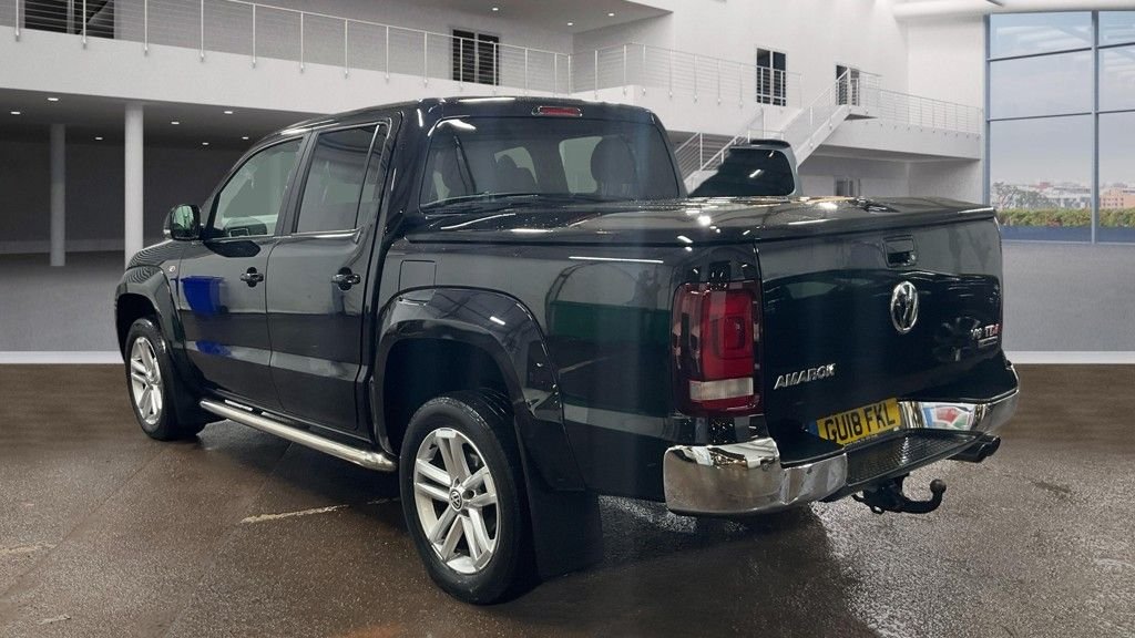 Used Volkswagen Amarok 2018 for sale - 77232056: Photo 3