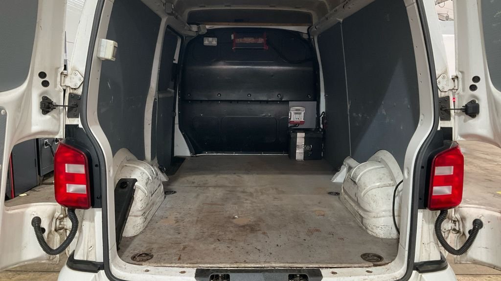 Used Volkswagen Transporter 2016 for sale - 77427841: Photo 7