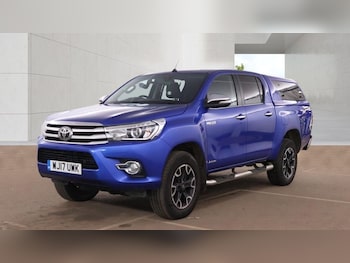 Used Toyota Hilux 2017 for sale - 79328024: Photo