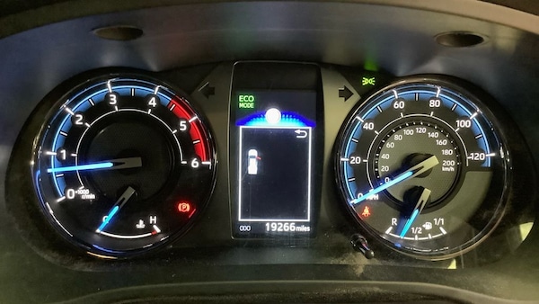 Used Toyota Hilux 2021 for sale - 76202778: Photo 7