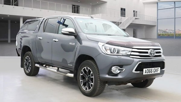 Used Toyota Hilux 2017 for sale - 75666538: Photo 1