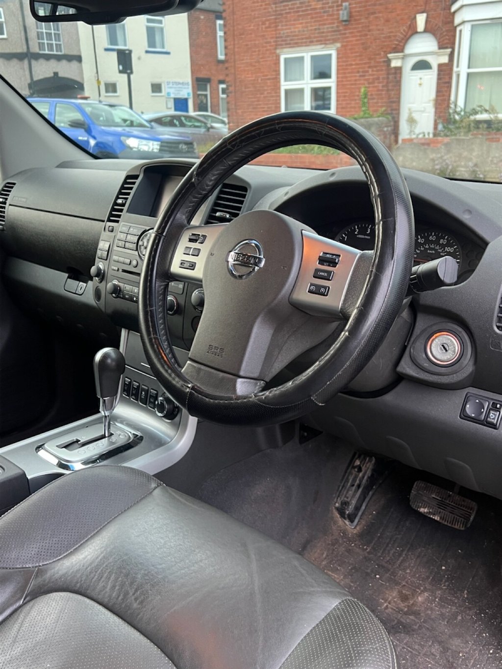 Used Nissan Navara 2015 for sale - 76345206: Photo 10