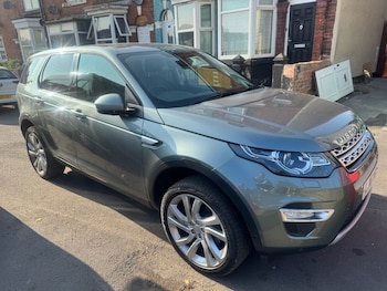 Used Land Rover Discovery Sport 2016 for sale - 75602456: Photo