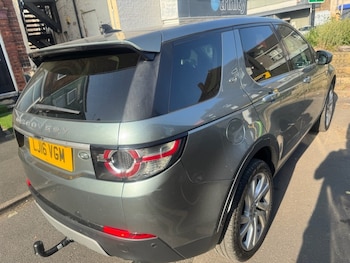 Used Land Rover Discovery Sport 2016 for sale - 75602456: Photo