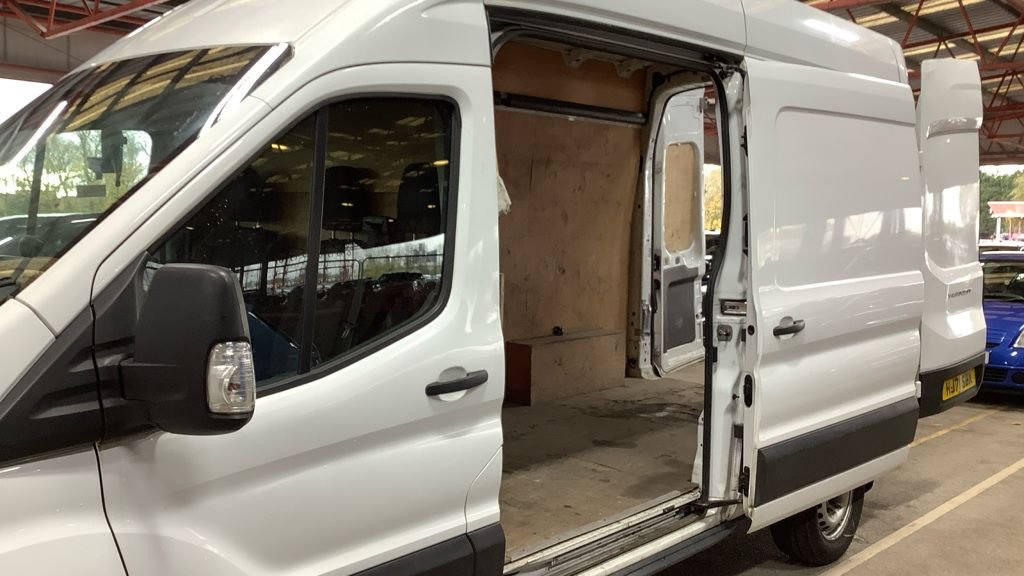 Used Ford Transit 2021 for sale - 76617795: Photo 8