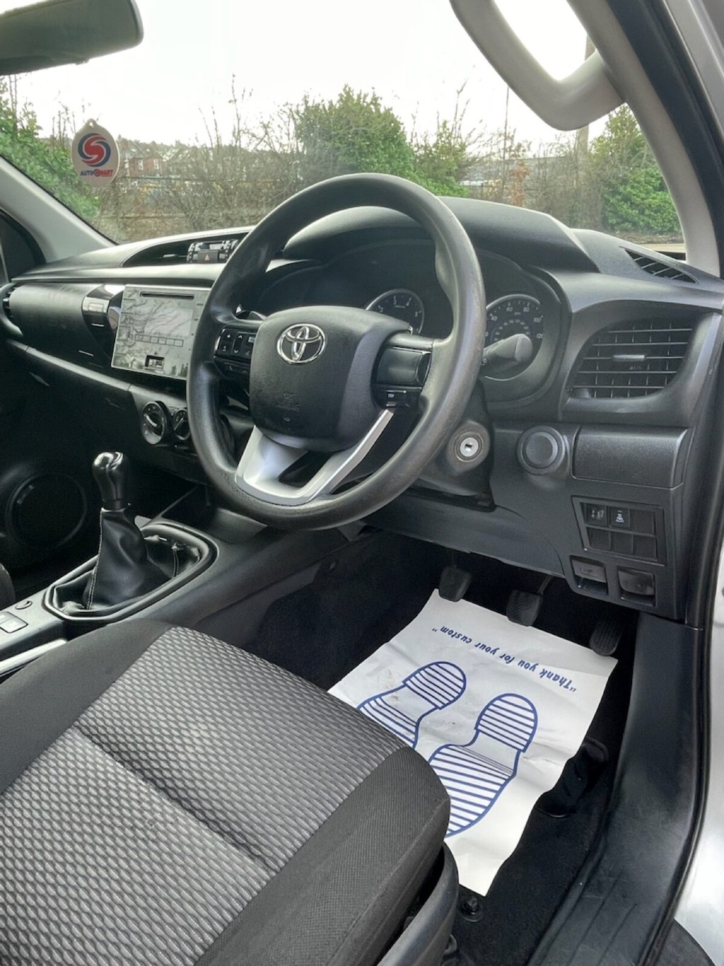 Used Toyota Hilux 2017 for sale - 76950604: Photo 10