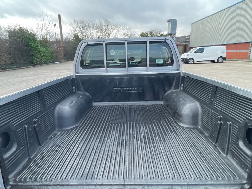 Used Toyota Hilux 2017 for sale - 76950604: Photo 17