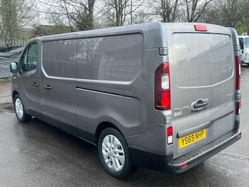 Used Renault Trafic 2019 for sale - 77096407: Photo