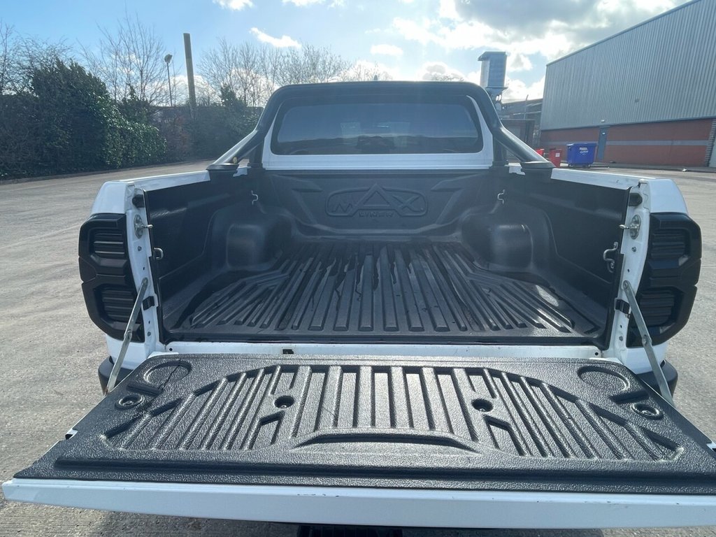 Used Toyota Hilux 2022 for sale - 77905193: Photo 19