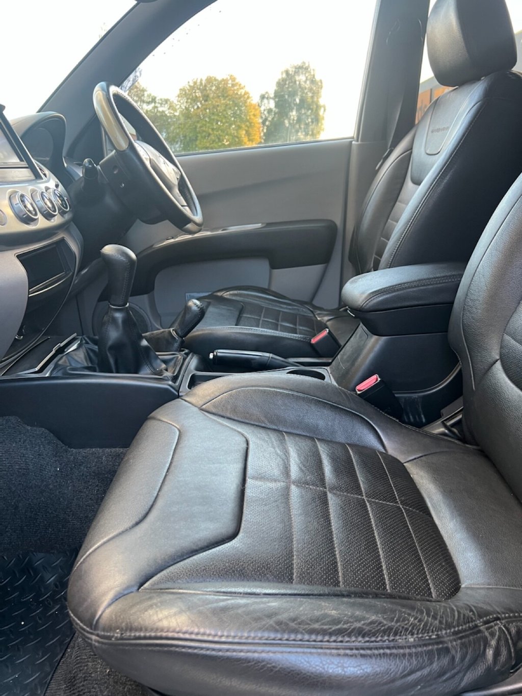 Used Mitsubishi L200 2011 for sale - 76185091: Photo 11