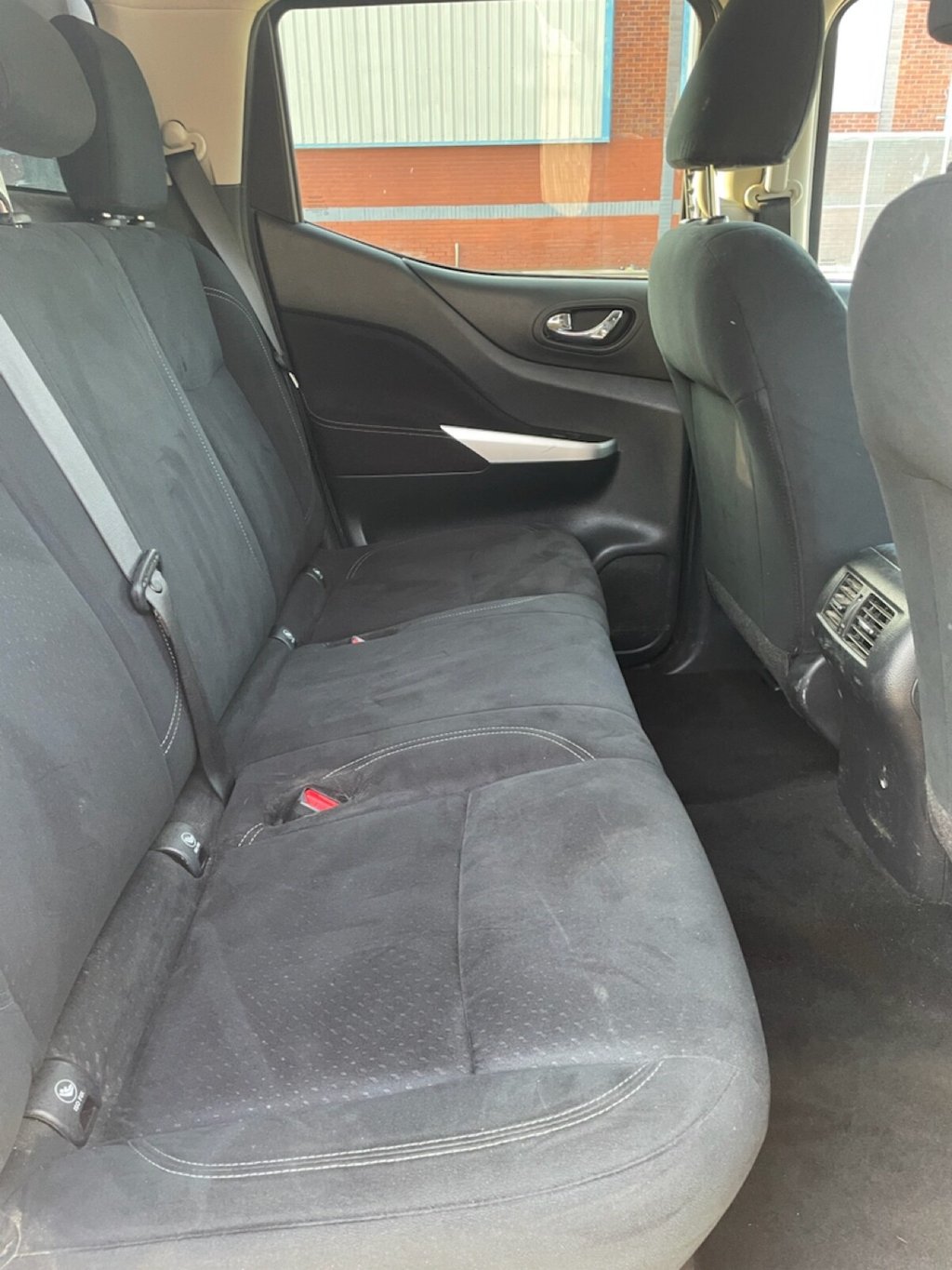 Used Nissan Navara 2017 for sale - 77172123: Photo 16