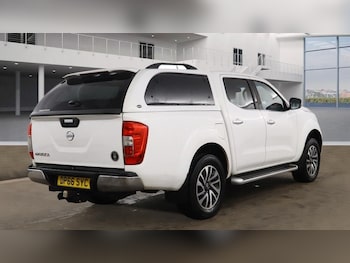 Used Nissan Navara 2017 for sale - 77172123: Photo