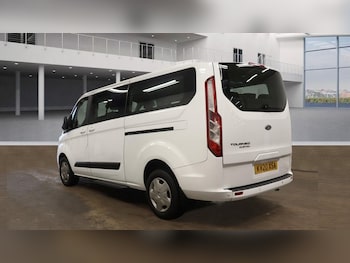 Used Ford Tourneo Custom 2020 for sale - 76841131: Photo