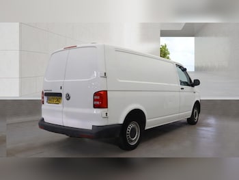 Used Volkswagen Transporter 2019 for sale - 79327949: Photo
