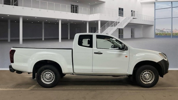 Used Isuzu D-Max 2017 for sale - 75685095: Photo 5