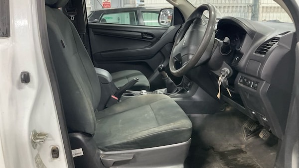 Used Isuzu D-Max 2017 for sale - 75685095: Photo 9