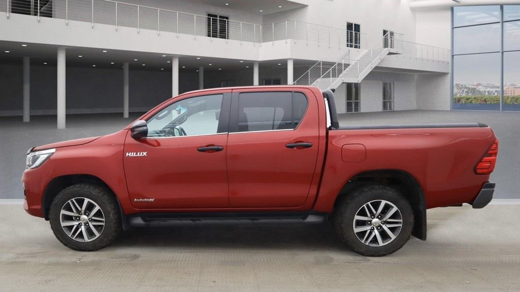 Used Toyota Hilux 2019 for sale - 77048767: Photo 6