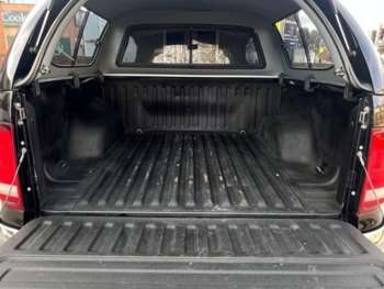 Used Volkswagen Amarok 2018 for sale - 74467705: Photo