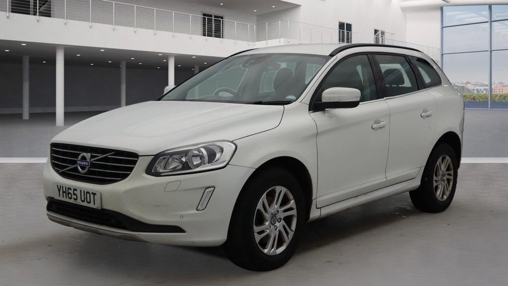 Used Volvo XC60 2015 for sale - 76841199: Photo 2