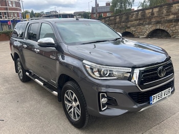 Used Toyota Hilux 2019 for sale - 75654533: Photo