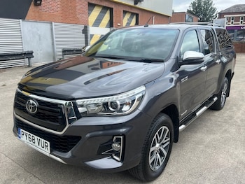 Used Toyota Hilux 2019 for sale - 75654533: Photo