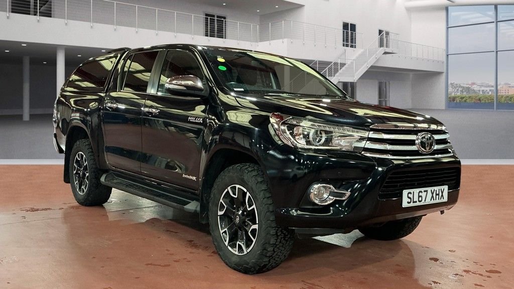 Used Toyota Hilux 2017 for sale - 76454575: Photo 1