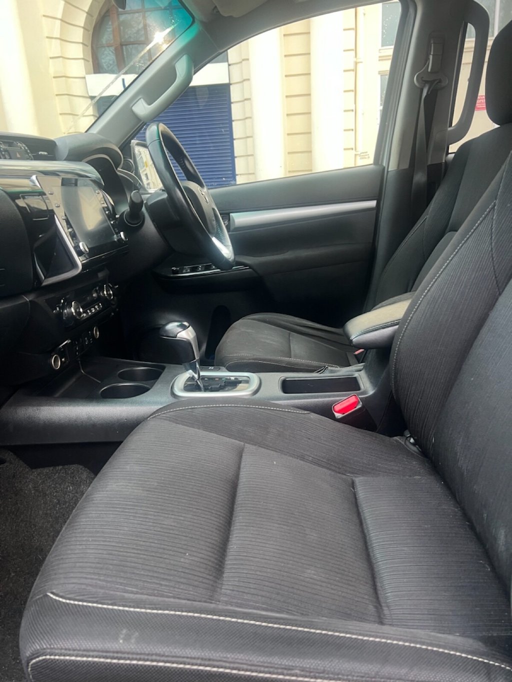 Used Toyota Hilux 2021 for sale - 76950573: Photo 12