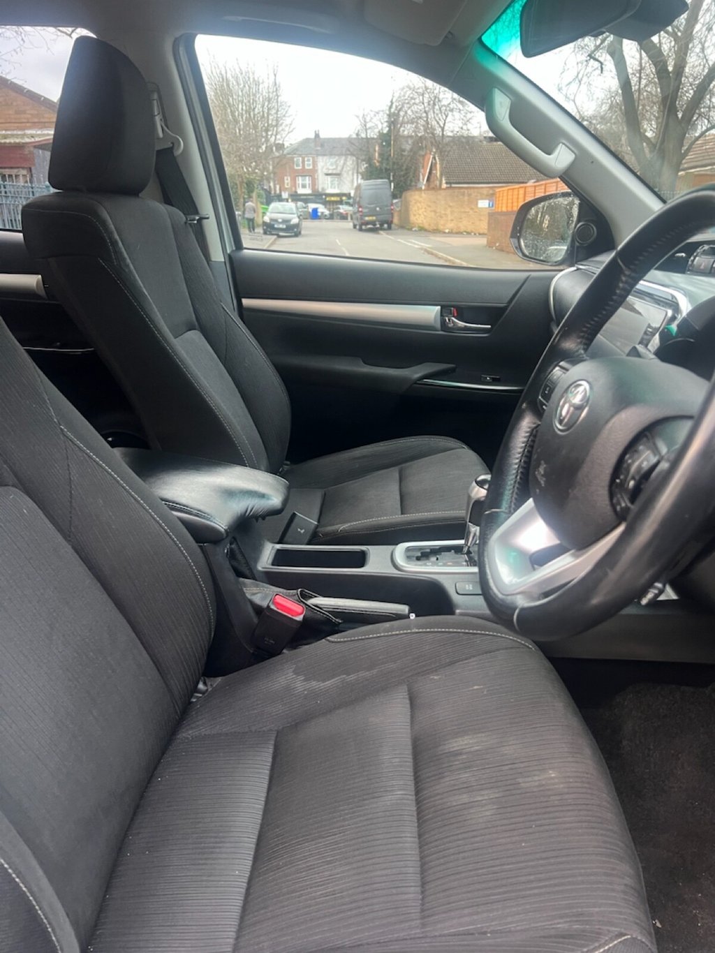 Used Toyota Hilux 2021 for sale - 76950573: Photo 13