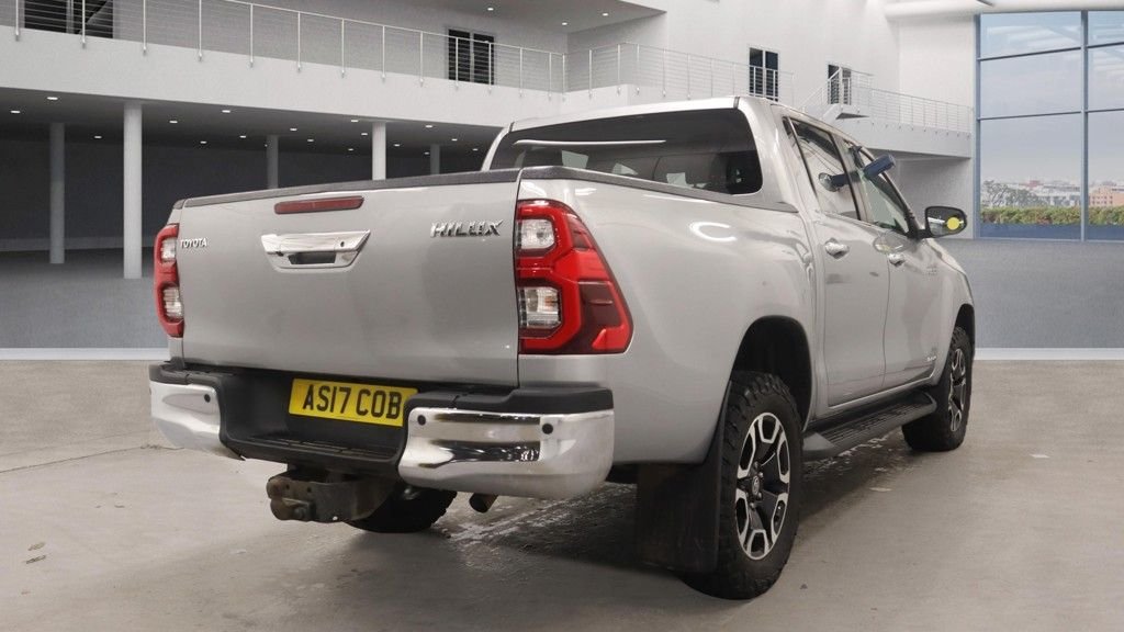Used Toyota Hilux 2021 for sale - 76950573: Photo 4
