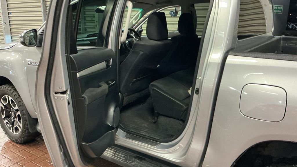 Used Toyota Hilux 2021 for sale - 76950573: Photo 7