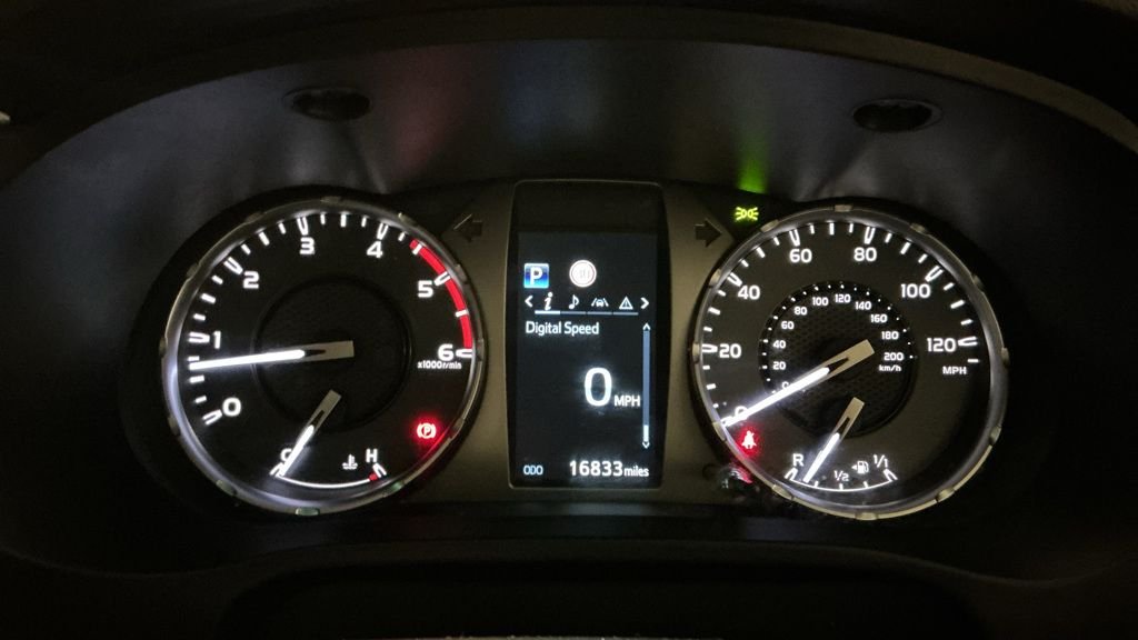 Used Toyota Hilux 2021 for sale - 76950573: Photo 9