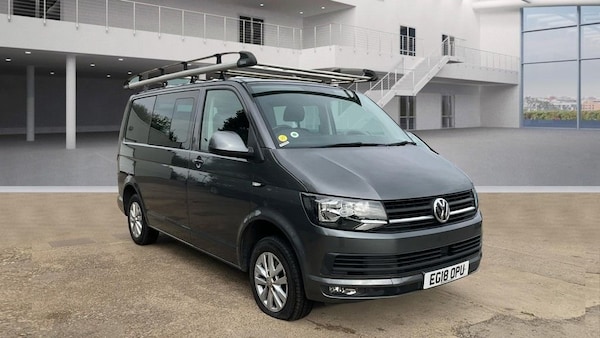 Used Volkswagen Transporter 2018 for sale - 76202934: Photo 1