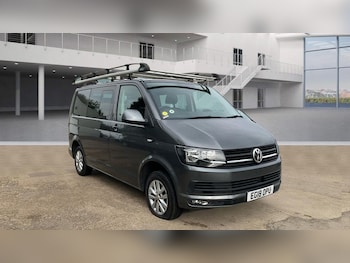 Used Volkswagen Transporter 2018 for sale - 76202934: Photo