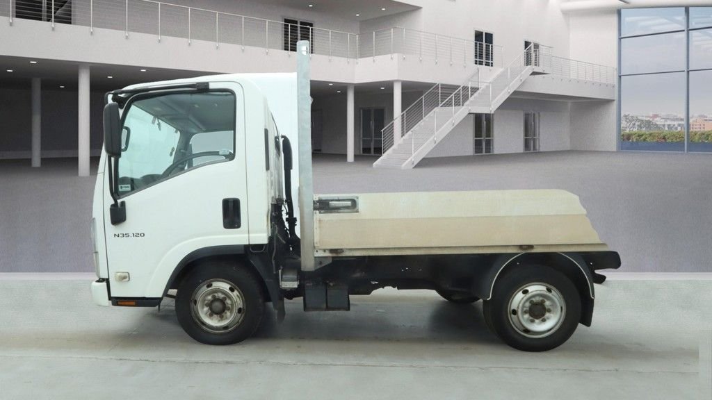 Used Isuzu Other 2017 for sale - 76535965: Photo 5