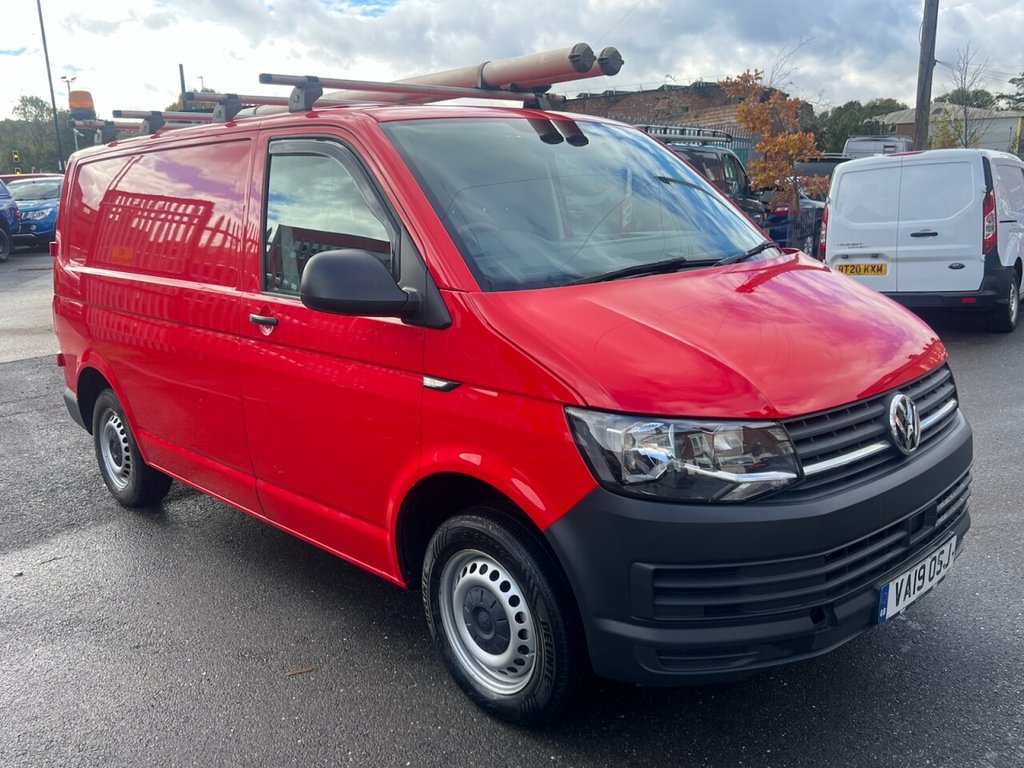 Used Volkswagen Transporter 2019 for sale - 76333442: Photo 1