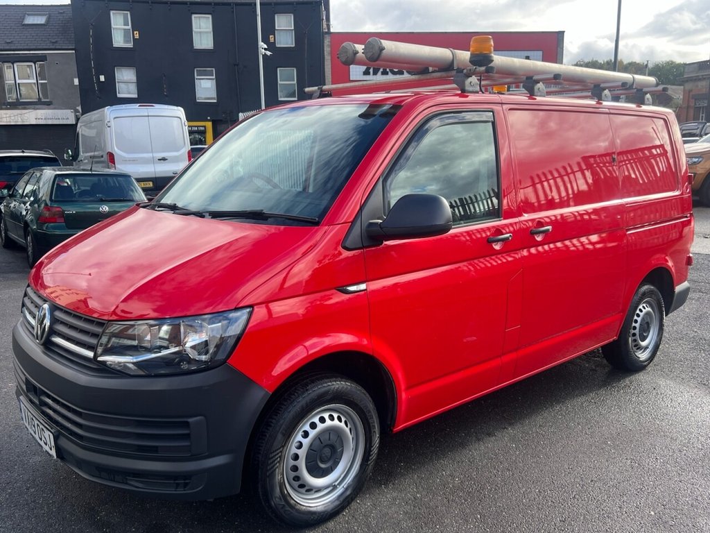 Used Volkswagen Transporter 2019 for sale - 76333442: Photo 2
