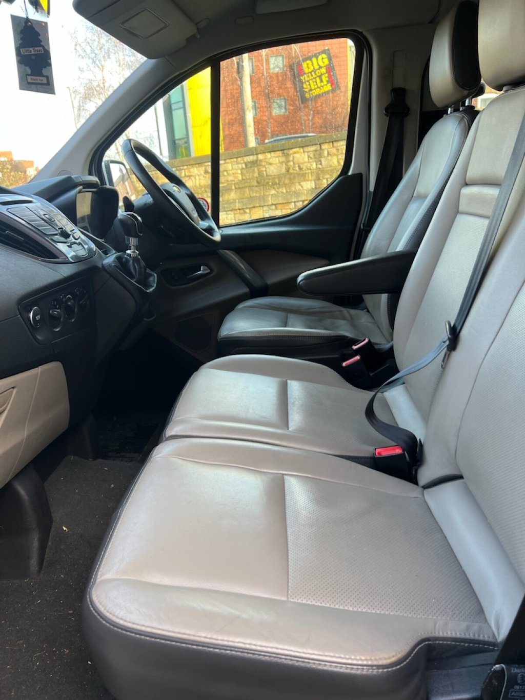 Used Ford Tourneo Custom 2014 for sale - 76883200: Photo 9