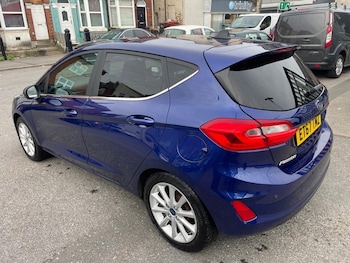Used Ford Fiesta 2018 for sale - 76323023: Photo
