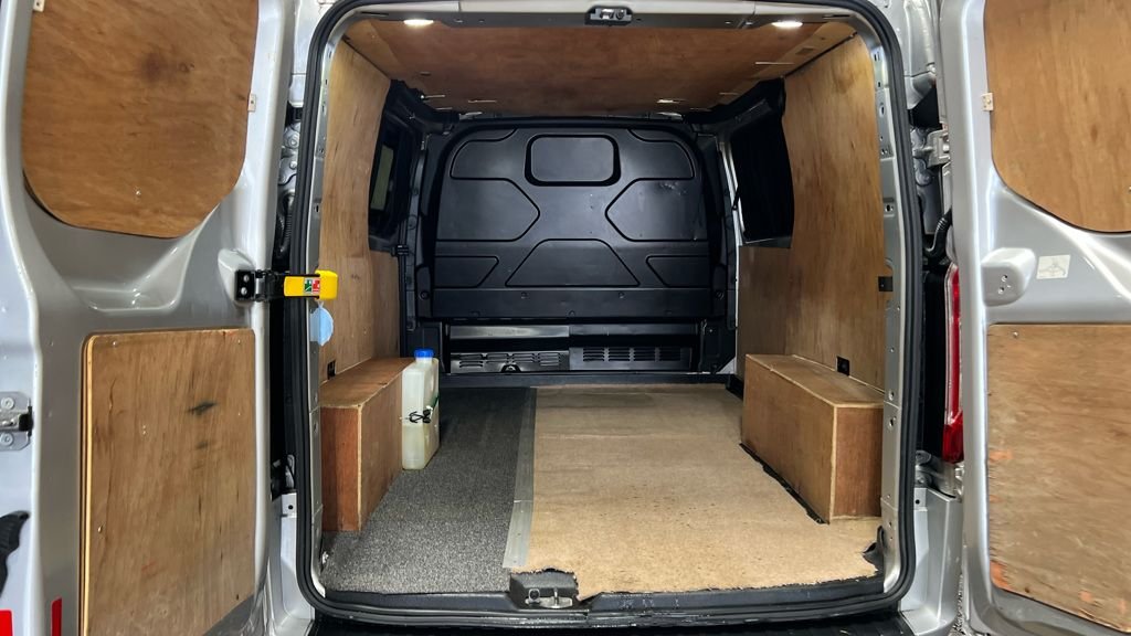 Used Ford Transit Custom 2020 for sale - 77342051: Photo 7