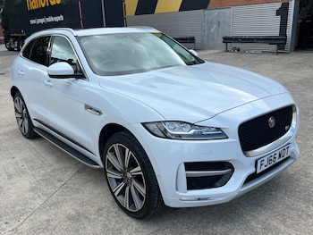 Used Jaguar F-Pace 2016 for sale - 75602450: Photo
