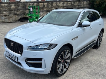 Used Jaguar F-Pace 2016 for sale - 75602450: Photo