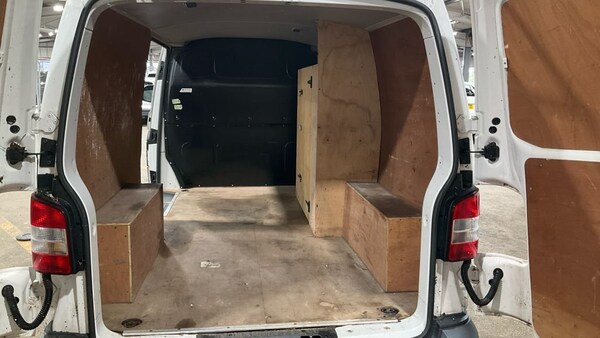 Used Volkswagen Transporter 2012 for sale - 76202958: Photo 7