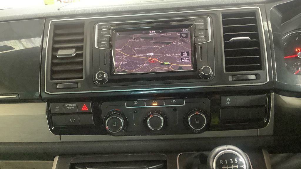 Used Volkswagen Transporter 2018 for sale - 76535944: Photo 10